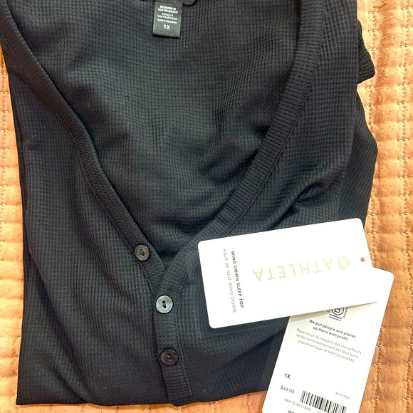 Athleta Black Wind Down Sleep Top - Picture 5 of 7